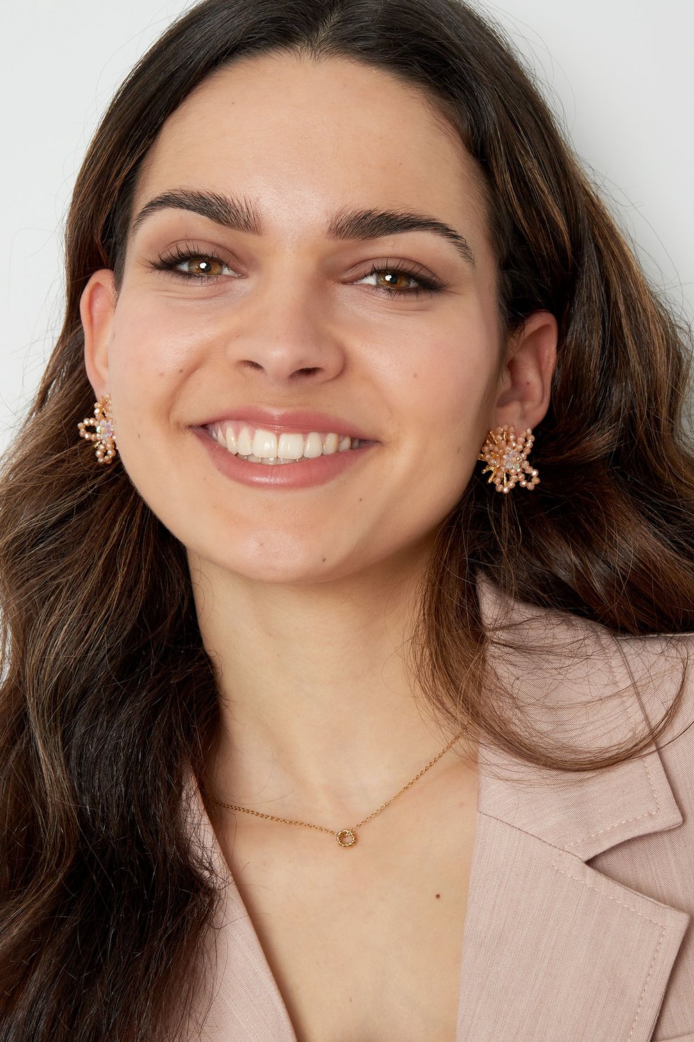 classic necklace with twisted charm h5Picture4